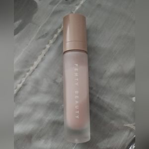 FENTY BEAUTY Soft Silk Pro Filt'r Hydrating Primer